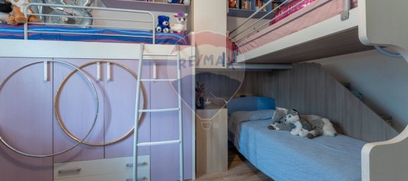 3 rooms Apartment in Ponte San Pietro, Italy No. 316096 45