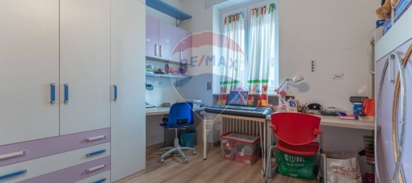 3 rooms Apartment in Ponte San Pietro, Italy No. 316096 42