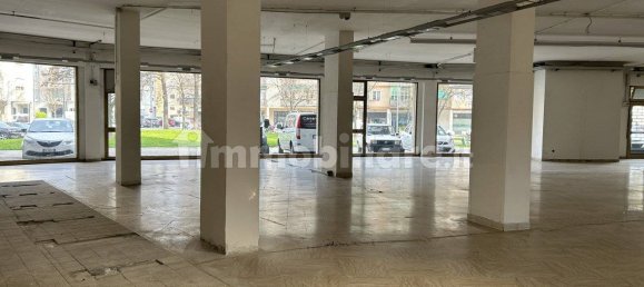 650m² Commercial property in Spinea, Italy No. 326156 5