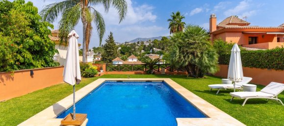 5 bedrooms Villa in Mijas, Spain No. 139392 3