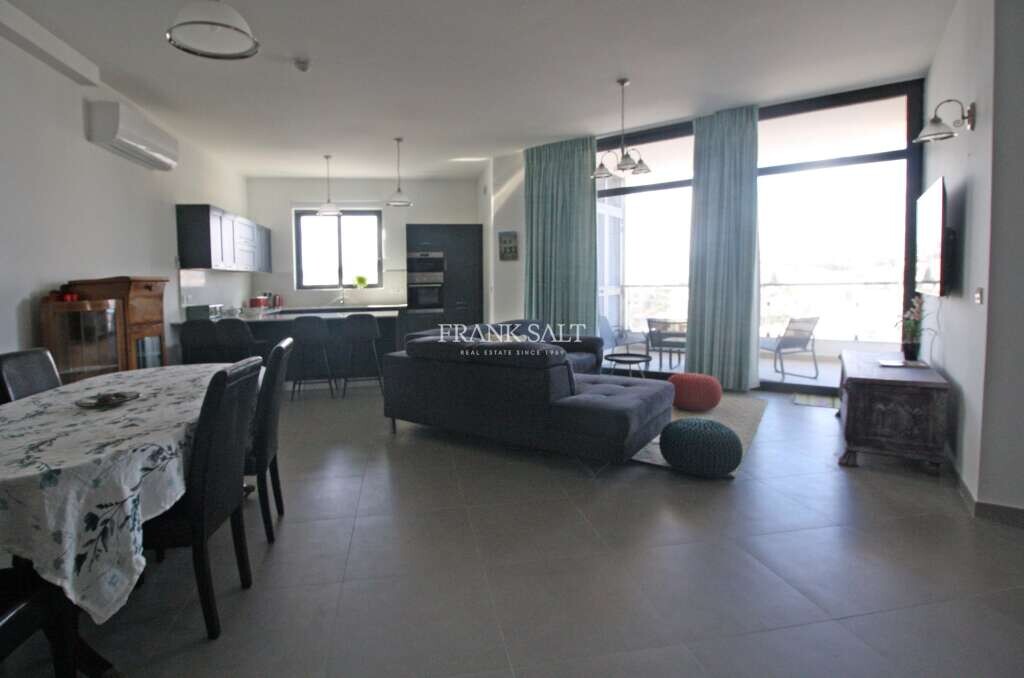 2 bedrooms Apartment in Saint Julian's, Malta No. 6824