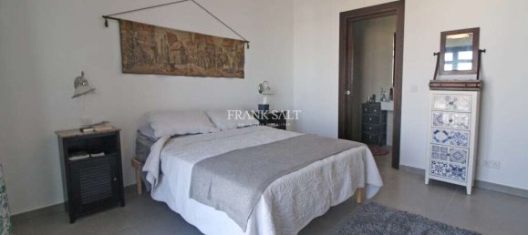 2 bedrooms Apartment in Saint Julian's, Malta No. 6824 5