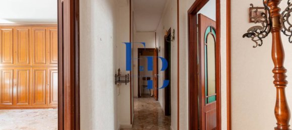 2 Schlafzimmer Wohnung in Palermo, Italy, Nr. 360231 10