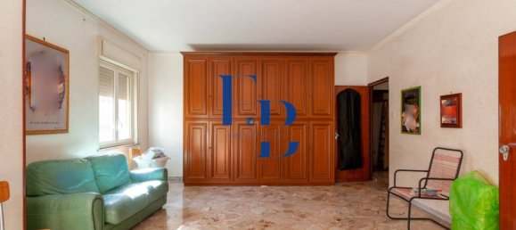 2 Schlafzimmer Wohnung in Palermo, Italy, Nr. 360231 3