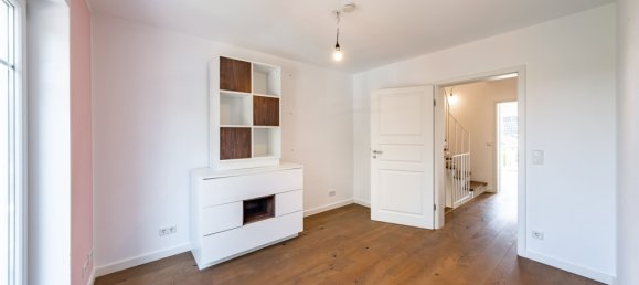 Adosado de 5 habitaciónes en Munich, Germany No. 273878 8