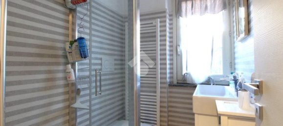 3 bedrooms Apartment in Usmate Velate, Italy No. 329607 9