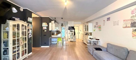 3 bedrooms Apartment in Usmate Velate, Italy No. 329607 5