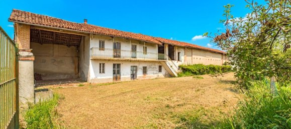 5 bedrooms Villa in Cardè, Italy No. 71575 8