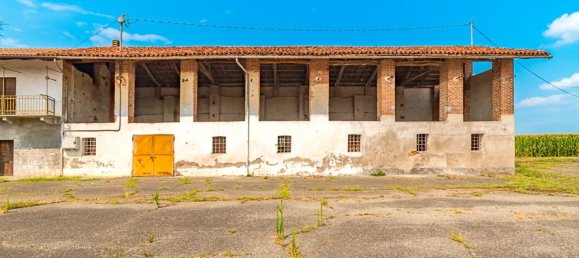 5 bedrooms Villa in Cardè, Italy No. 71575 24