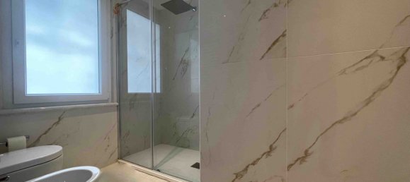 Вилла с 2 спальнями в Пьетрасанта, Италия № 40615 36