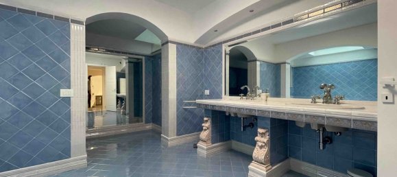 Вилла с 2 спальнями в Пьетрасанта, Италия № 40615 32