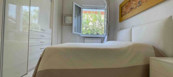 Вилла с 2 спальнями в Пьетрасанта, Италия № 40615 23