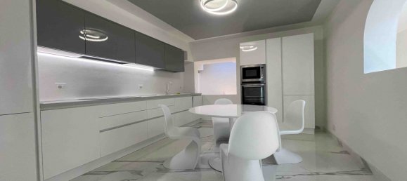 Вилла с 2 спальнями в Пьетрасанта, Италия № 40615 48