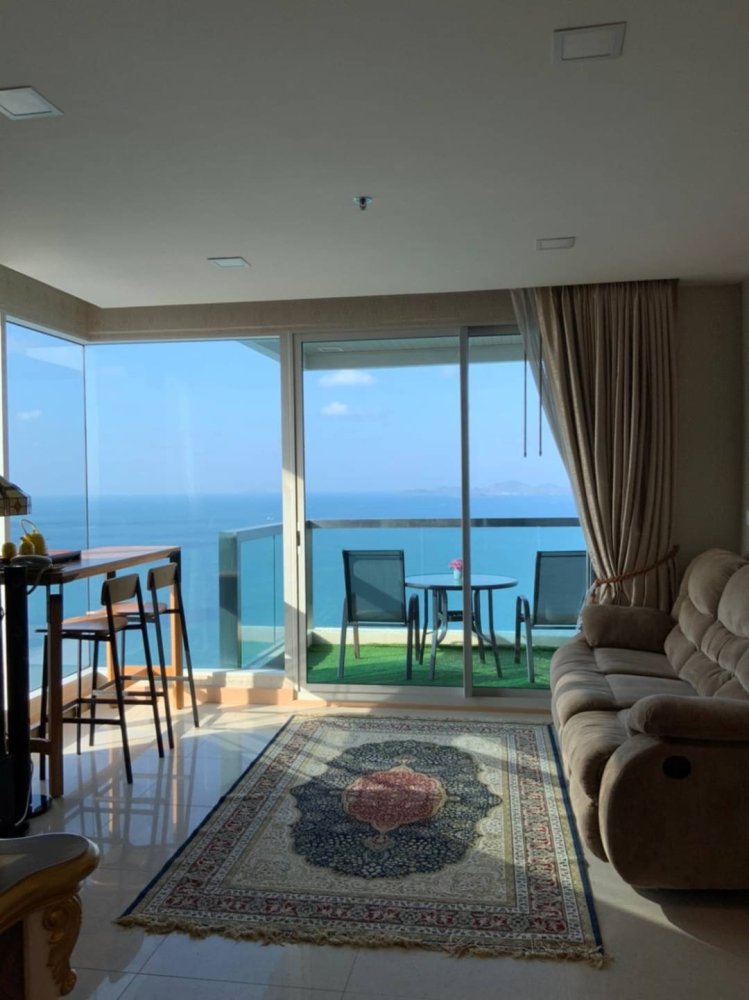 2 bedrooms Condo in The Palm Wongamat Beach Pattaya, Thailand No. 32811