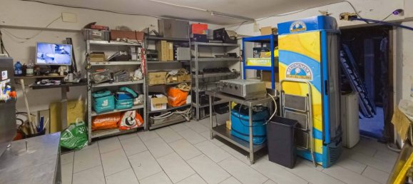 5 rooms Commercial property in Genoa, Italy No. 285747 15