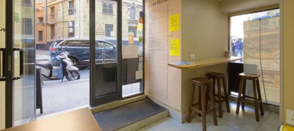 5 rooms Commercial property in Genoa, Italy No. 285747 11