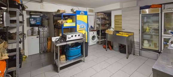 5 rooms Commercial property in Genoa, Italy No. 285747 16