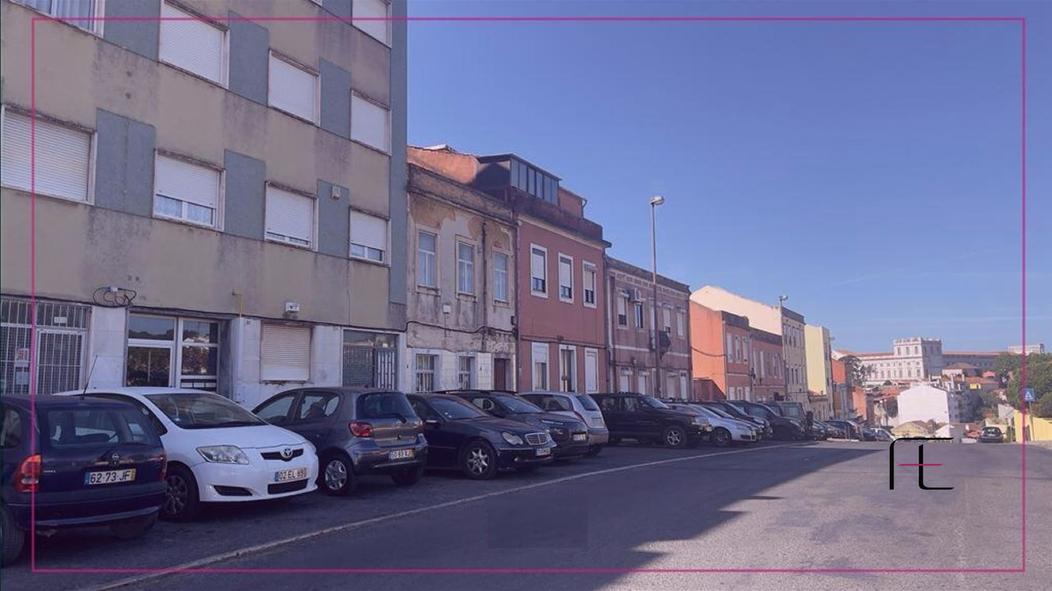 9 bedrooms House in Lisbon, Portugal No. 64581