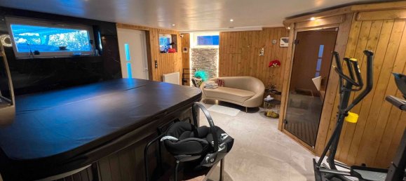 Дом с 5 спальнями в Мюлуз, Франция № 82082 10