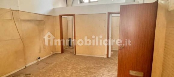 2غرفة عقار تجاري في Nocera Inferiore, Italy رقم 80627 7