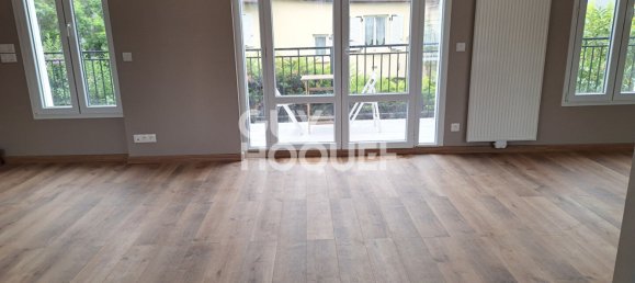 4 Schlafzimmer Haus in Colombes, France, Nr. 115365 9