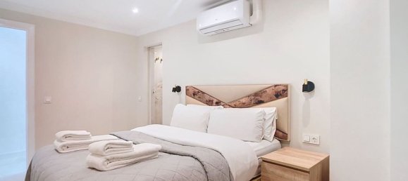 Apartamento de 3 dormitorios en Estepona, Spain No. 147198 9