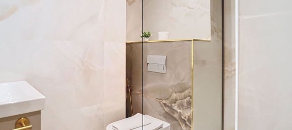 Apartamento de 3 dormitorios en Estepona, Spain No. 147198 10