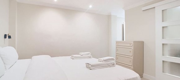 Apartamento de 3 dormitorios en Estepona, Spain No. 147198 16