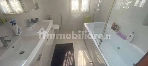 4 bedrooms Villa in Voghera, Italy No. 354910 18