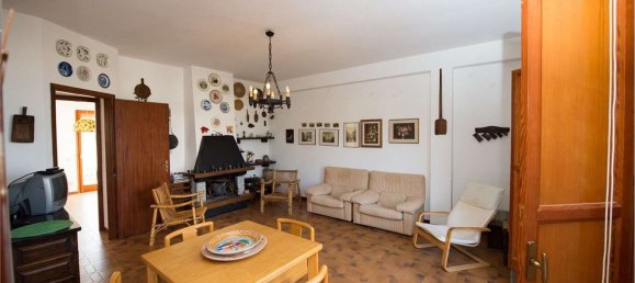4 rooms Villa in Castellammare del Golfo, Italy No. 64444 5