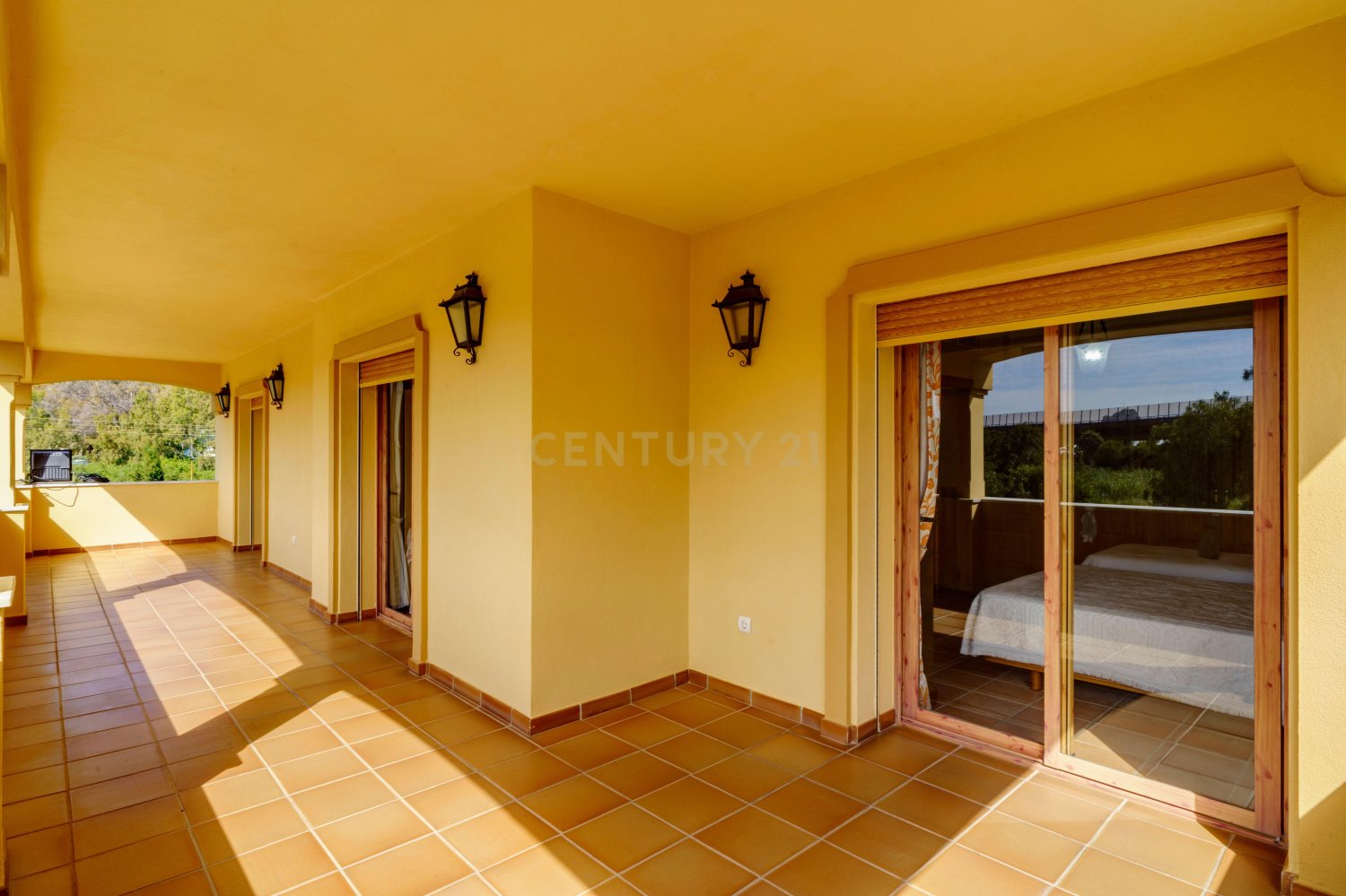 10 bedrooms Villa in La Quinta, Spain No. 38856