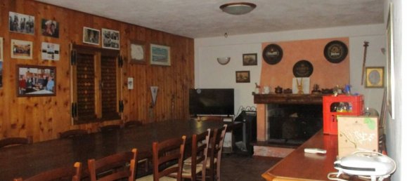 2 bedrooms House in Civitella Casanova, Italy No. 348519 4