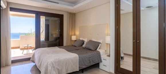 2 bedrooms Penthouse in Estepona, Spain No. 52019 14