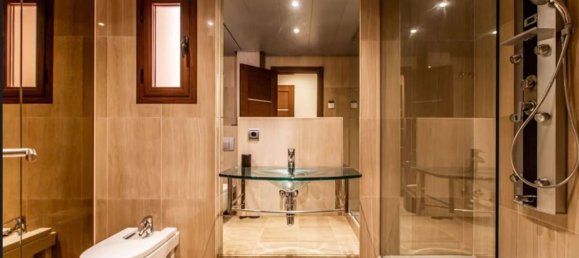 2 bedrooms Penthouse in Estepona, Spain No. 52019 16