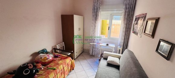 10 rooms House in Vittoria, Italy No. 285311 9