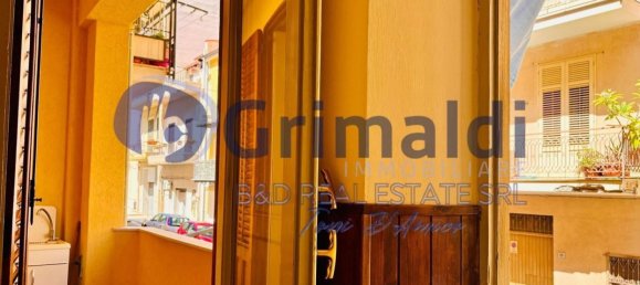 Apartamento de 4 dormitorios en Bagheria, Italy No. 326443 9