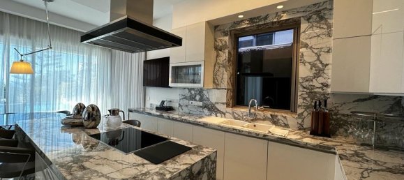 5 bedrooms Villa in Parekklisia, Cyprus No. 386 10