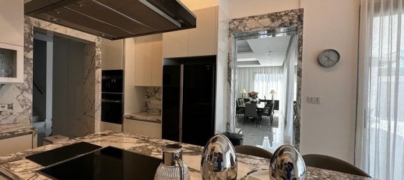 5 bedrooms Villa in Parekklisia, Cyprus No. 386 11