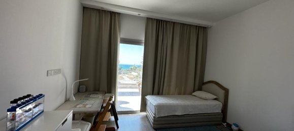 5 bedrooms Villa in Parekklisia, Cyprus No. 386 13