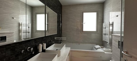 5 bedrooms Villa in Parekklisia, Cyprus No. 386 19