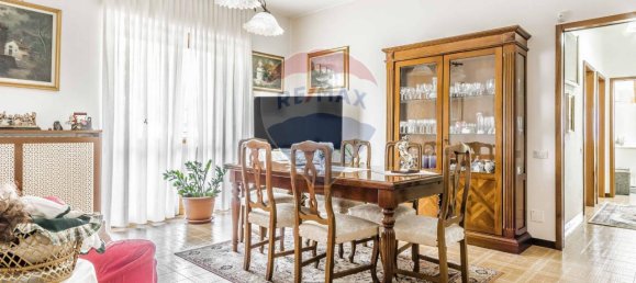 3-salle Appartement à Busto Arsizio, Italy No. 2494 2