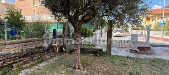 2 bedrooms House in Senigallia, Italy No. 266873 15