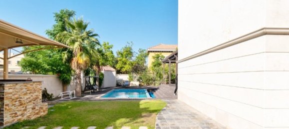 6 bedrooms Villa in The Villa, UAE No. 3833 24