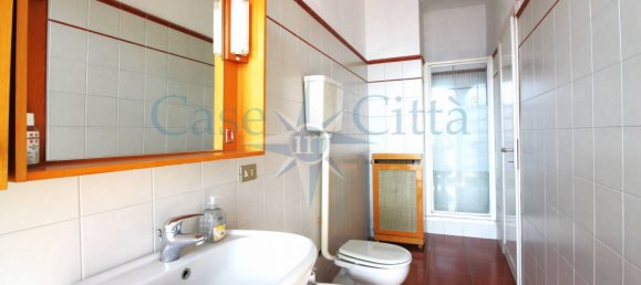Apartamento T4 em Milan, Italy N.º 348873 22