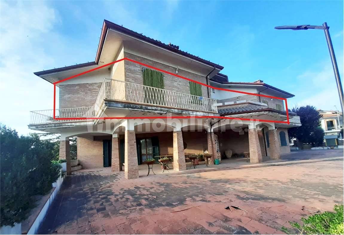 5 rooms Apartment in Servigliano, Italy No. 328217