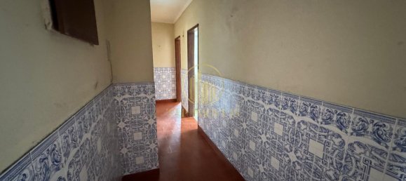 150m² Building in Sesimbra, Portugal No. 190416 17