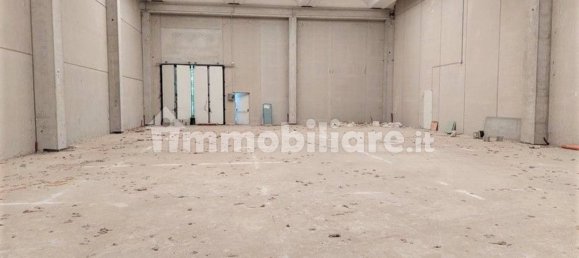 2210m² Warehouse in Vigevano, Italy No. 316975 14