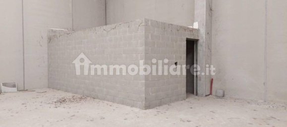 2210m² Warehouse in Vigevano, Italy No. 316975 16