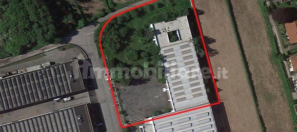2210m² Warehouse in Vigevano, Italy No. 316975 17