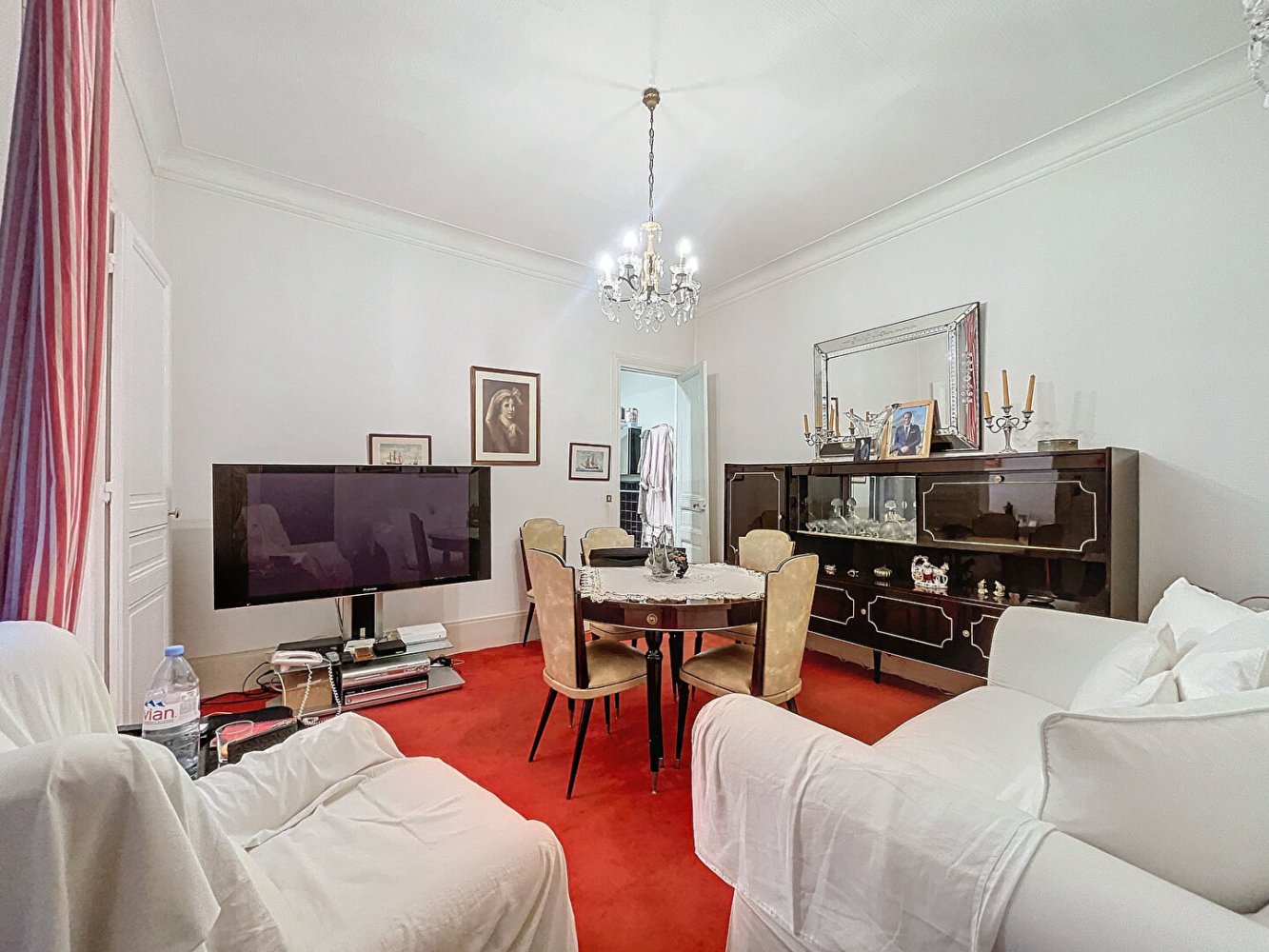 1 bedroom Apartment in Paris, France No. 169702